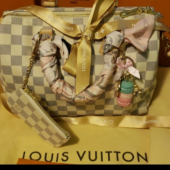 Louis Vuitton Monogram Pink Confidential Bandeau💞 - Picture 7 of 7